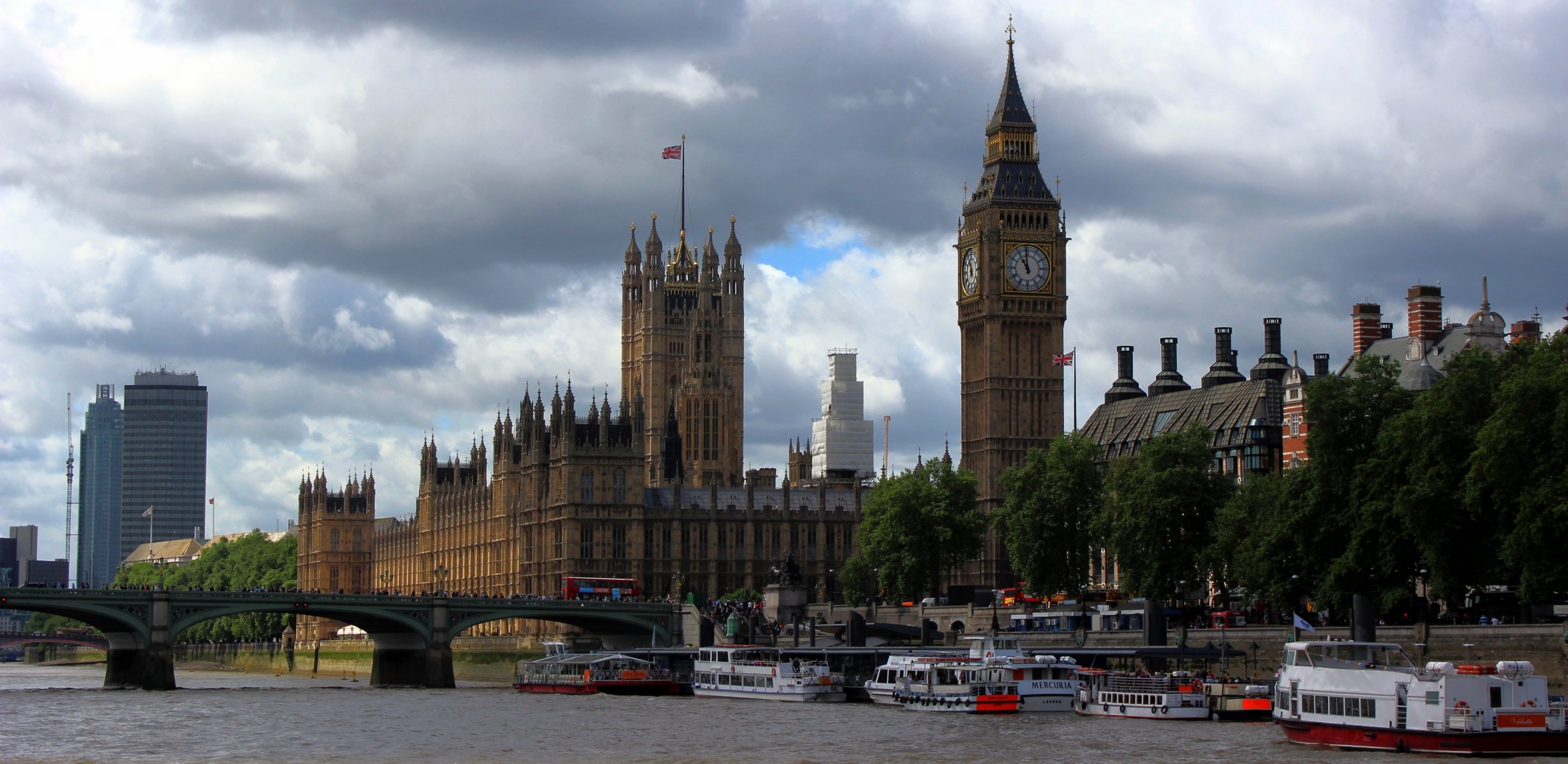 london england river thames westminster bridge big ben clock tower embankment pleasure steamer