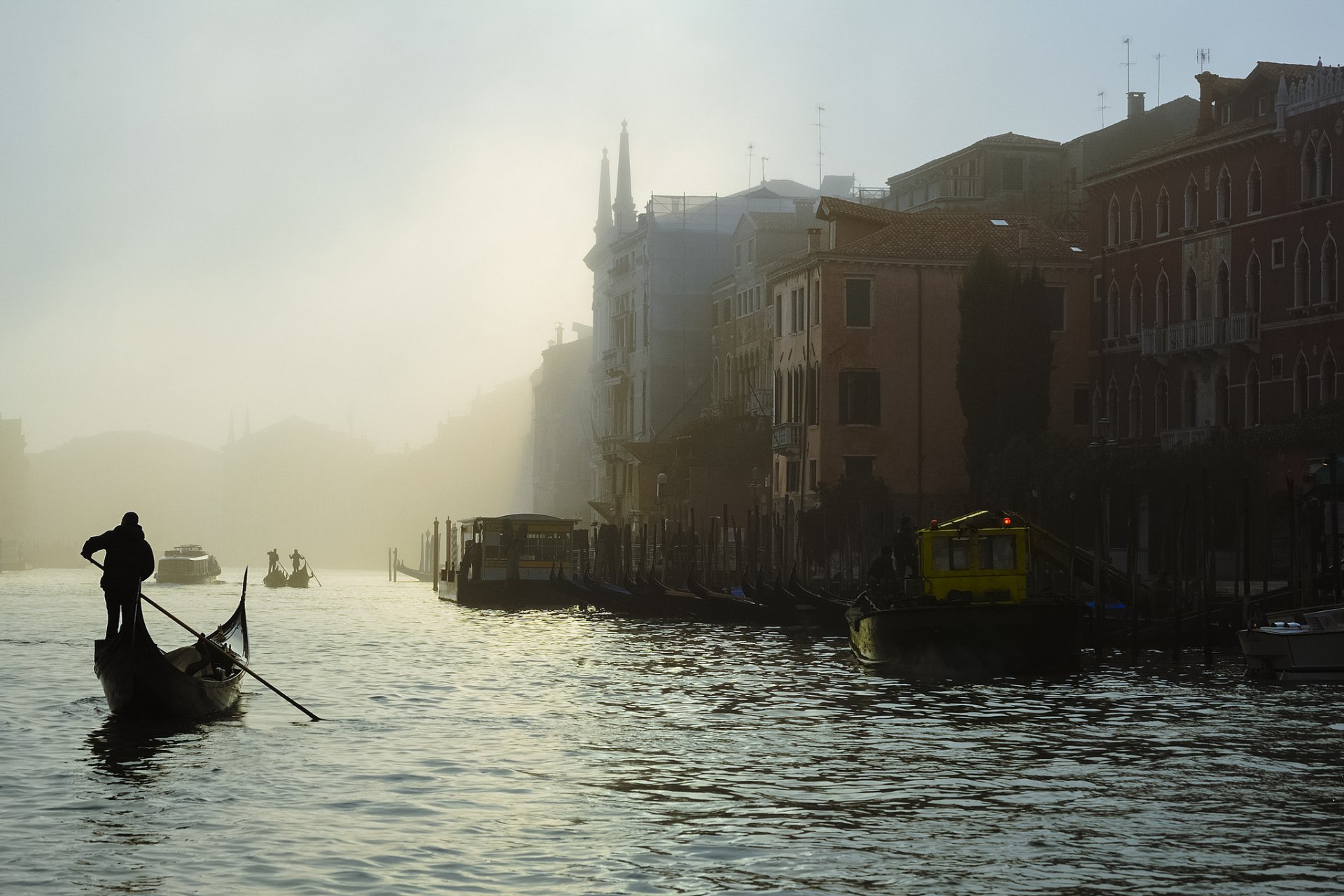 italien venedig morgen nebel