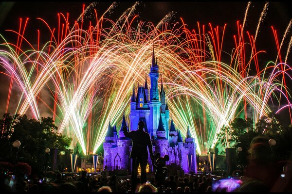 Château de la belle au bois dormant de Disney avec éclairage