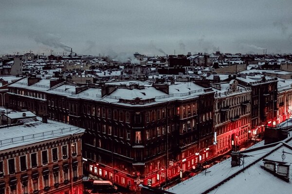 Foto de invierno de la noche de San Petersburgo