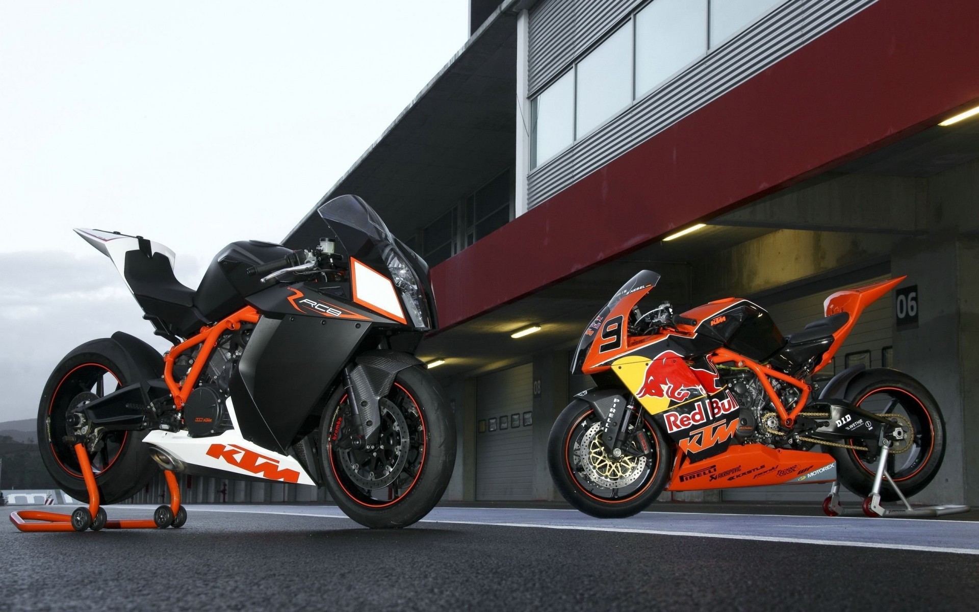 motorrad ktm red bull