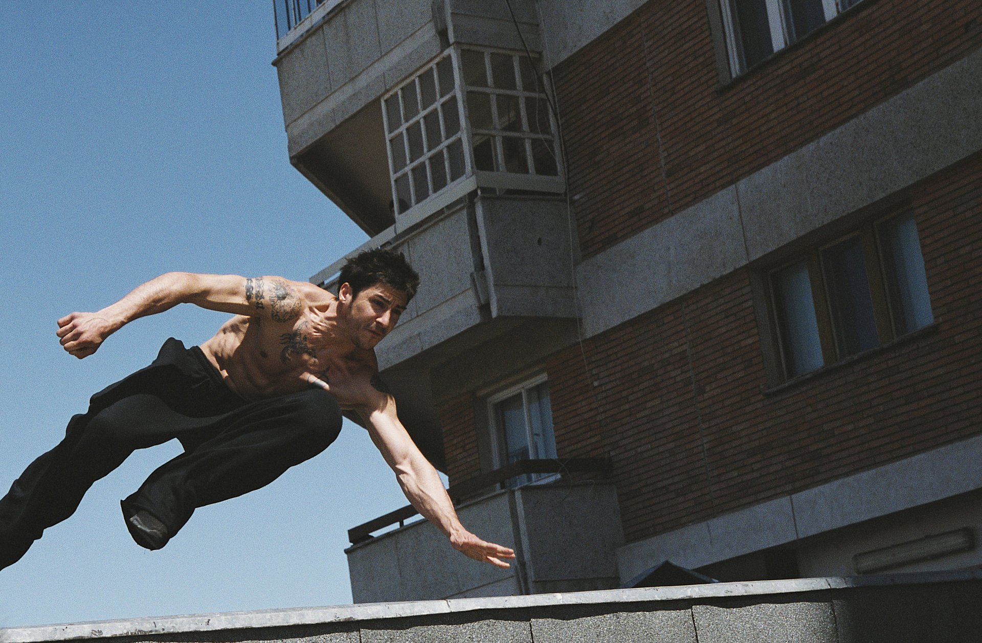 дэвид белль 13-й район banlieue 13 david belle паркур