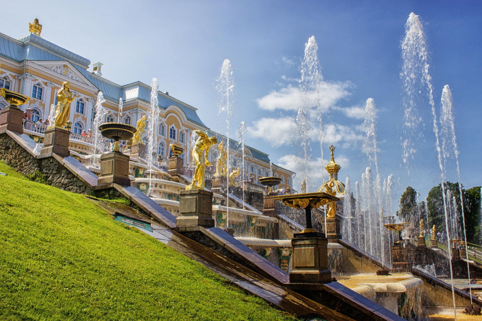 brunnen palast peterhof russland st. petersburg architektur kaskade landschaft sommer st. petersburg petrodvorets sommer