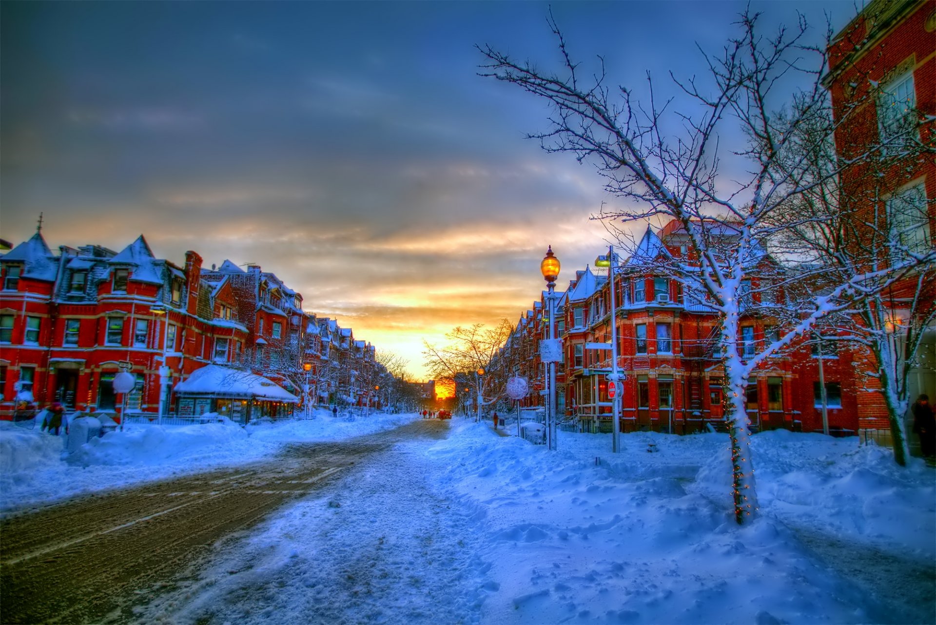 invierno nieve calle casa árboles decoración cielo nubes