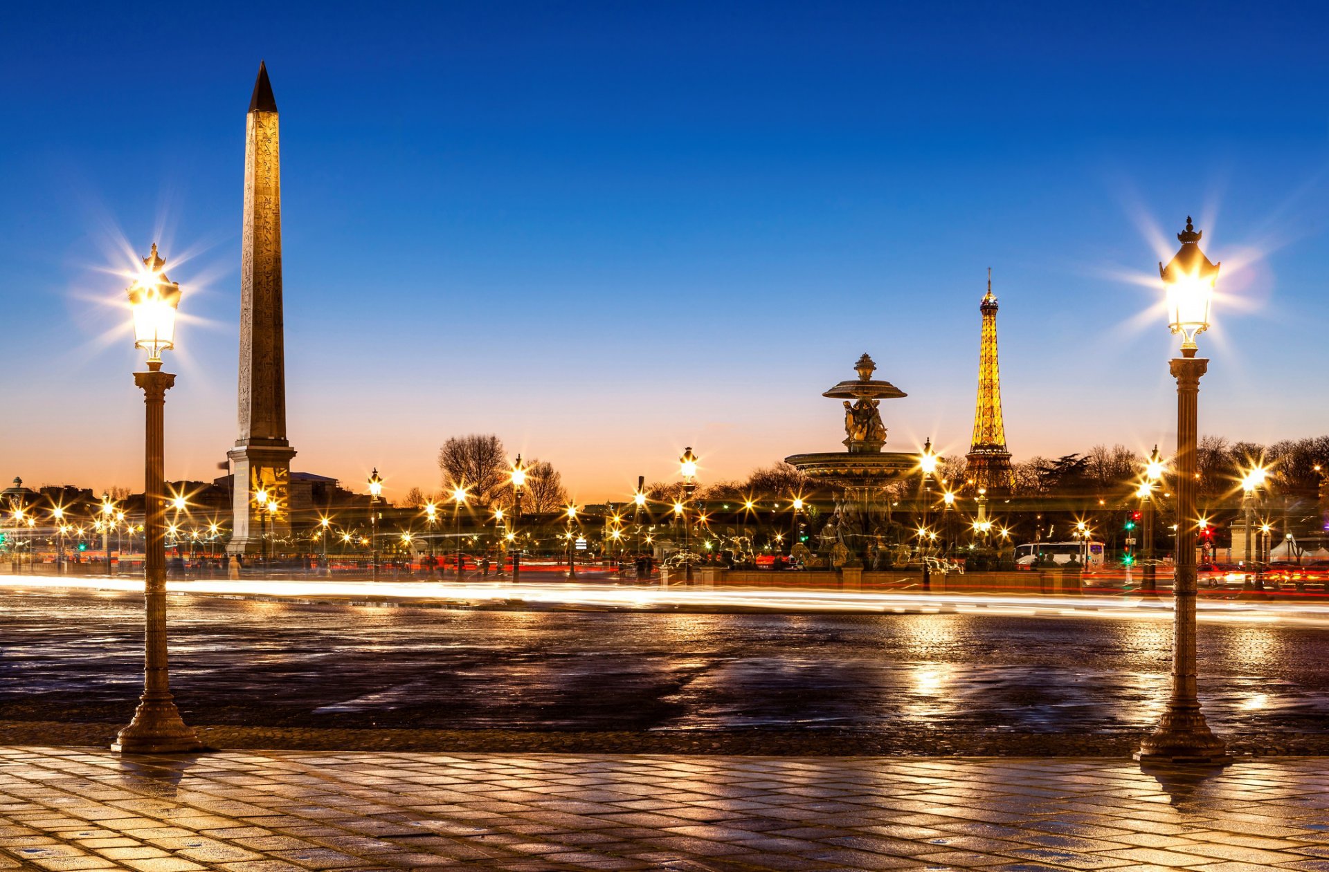 parís francia plaza de la concordia plaza de la concordia plaza de la concordia plaza de la concordia plaza de la concordia obelisco de luxor obelisco de luxor torre eiffel fuente puente ciudad noche linternas iluminación camino exposición adoquines