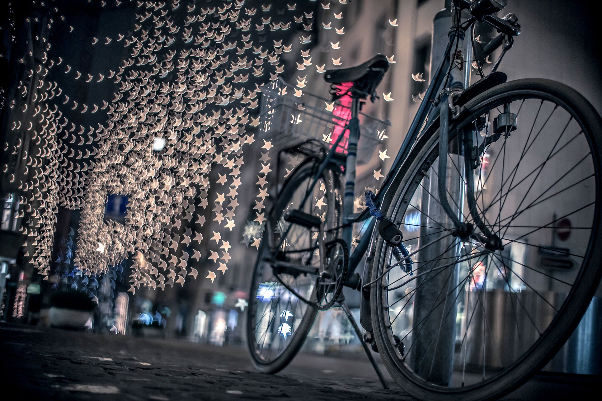 città notte strada strada bici luci bokeh