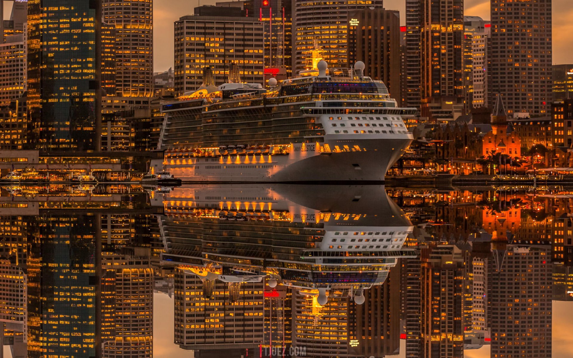 idney town night ship cruise ship reflection home. light