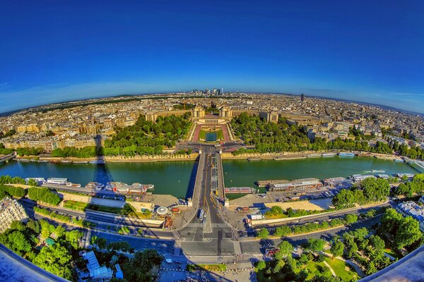 Ein schicker Blick auf Paris aus der Vogelperspektive