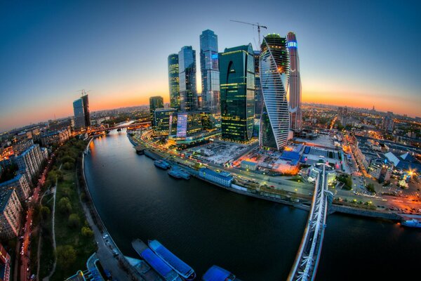 Blick auf die Stadt Moskau und den Fluss Moskau