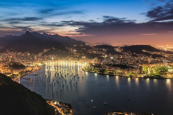 Schöne Aussicht auf die Stadt Rio de Janeiro