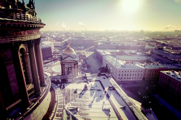 Image of St. Petersburg from the roof of the building