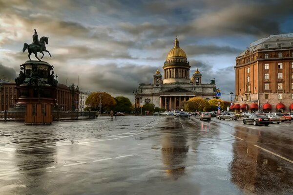 Otoño en la ciudad de San Petersburgo