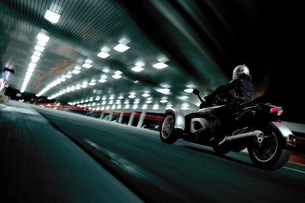 Spyder Can-Am bike in the tunnel