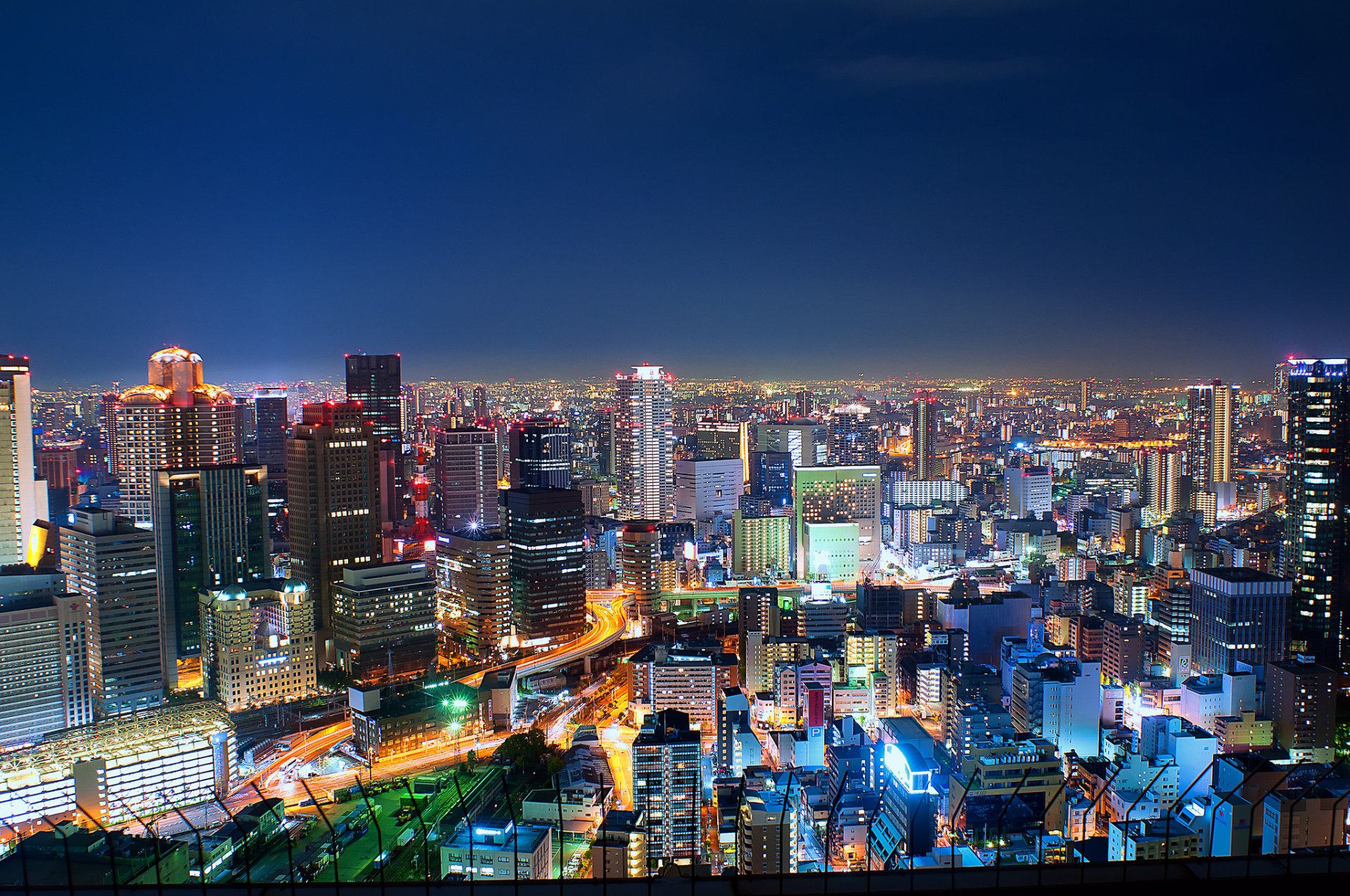 giappone metropoli osaka notte luci