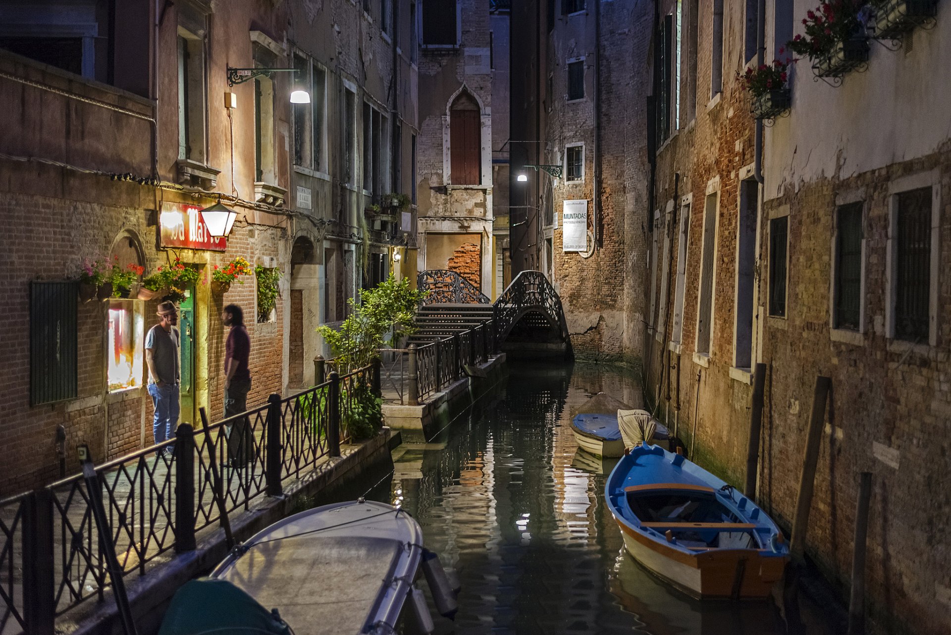 venice channel boat night summer lamp