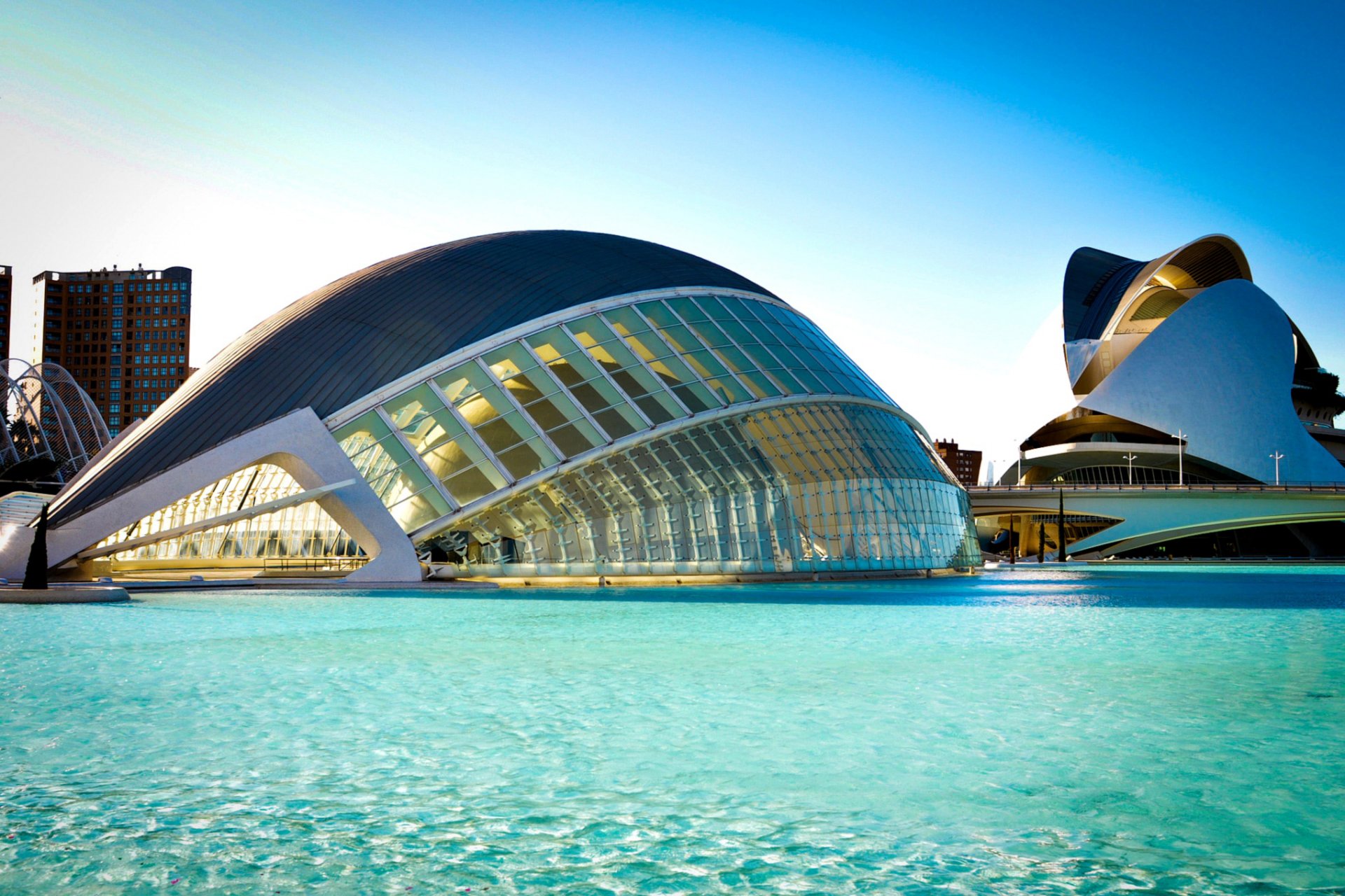 pain valencia l hemisfèric city of arts and sciences town building architecture river water blue bridge