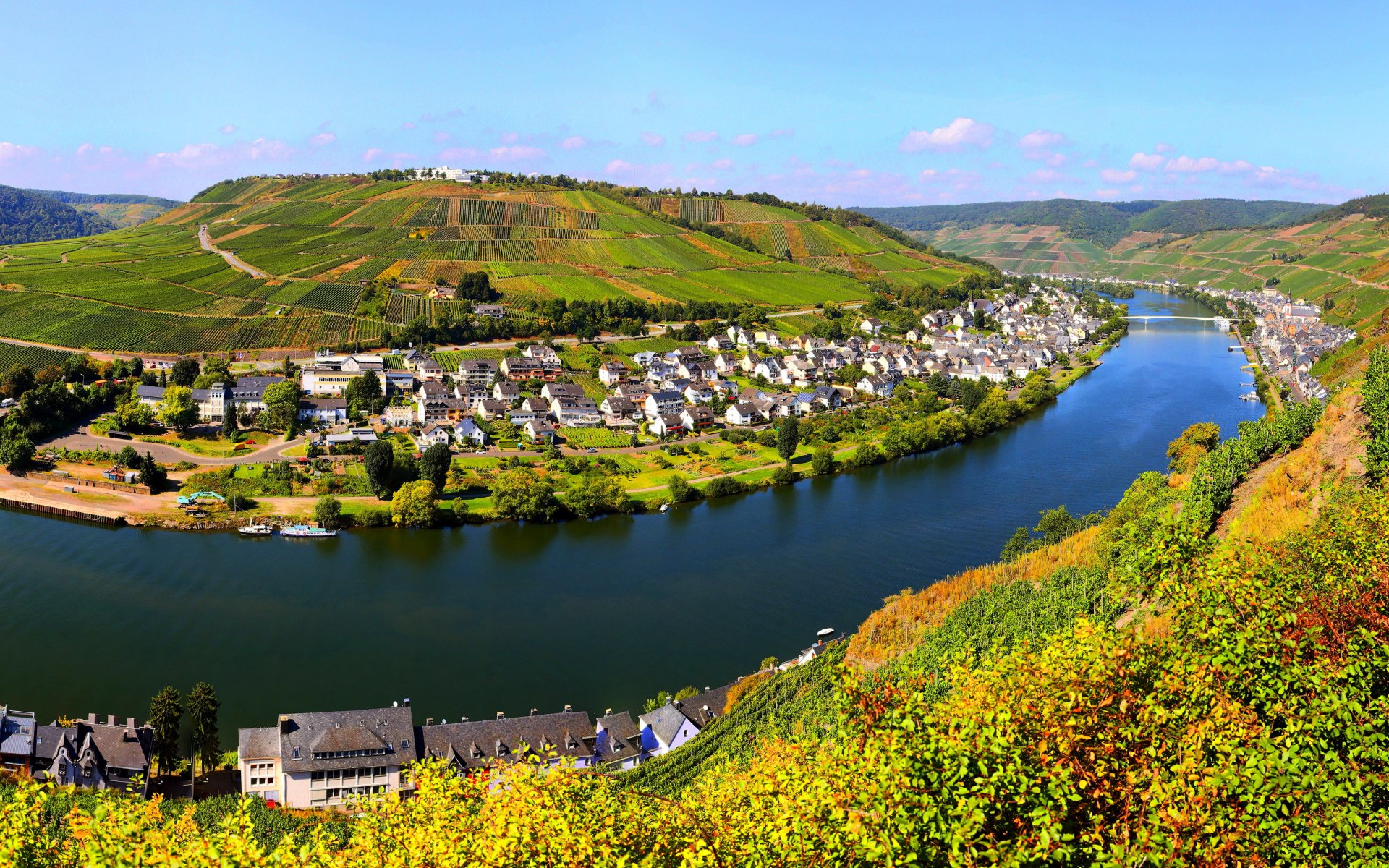 germania zell città fiume case ponte campi cielo nuvole natura