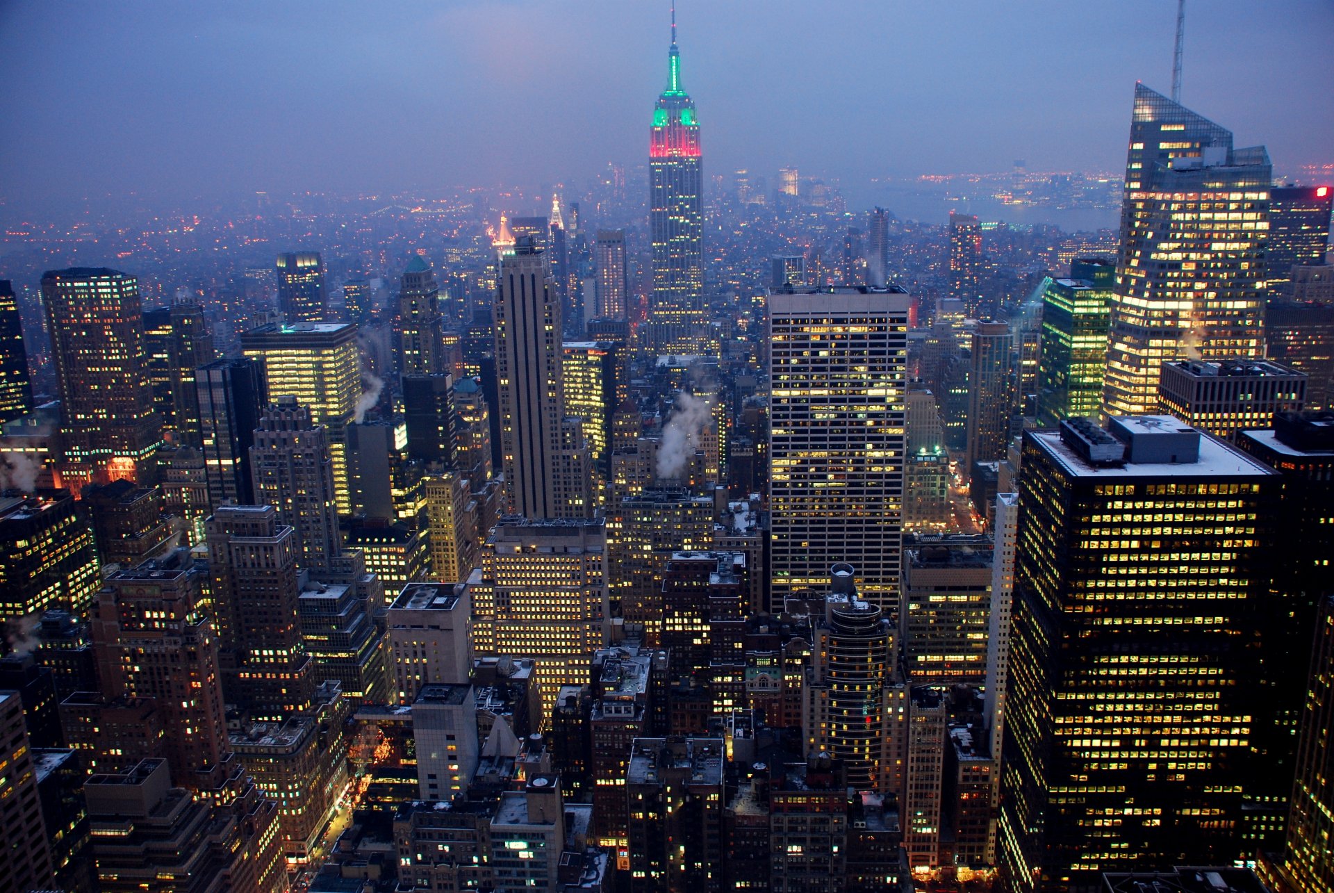 nueva york américa estados unidos ciudad noche luces crepúsculo océano nueva york caballero oscuro hombre araña hombre de hierro vengadores nubes cielo