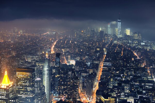 Die Wolkenkratzer und Metropolen von New York City