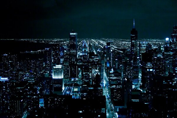 Chicago in der Nacht ist alles in Lichtern