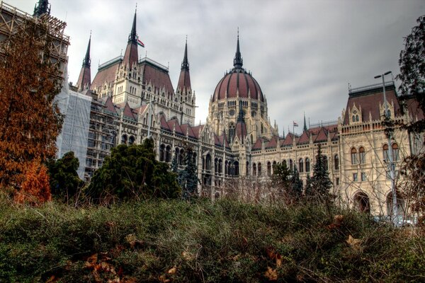 Architektonische Gebäude der Stadt Budapest