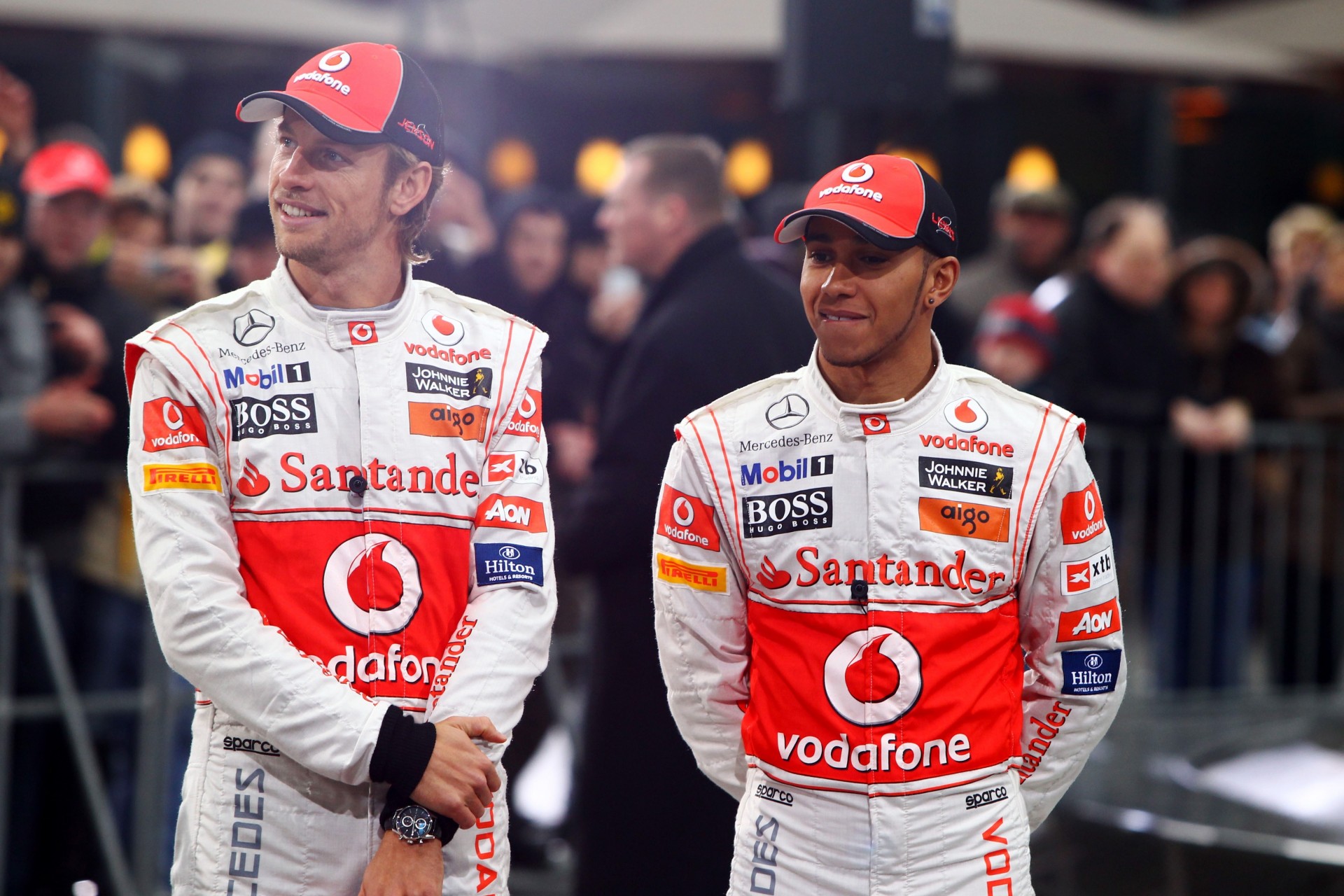 lewis hamilton sport szary jenson button