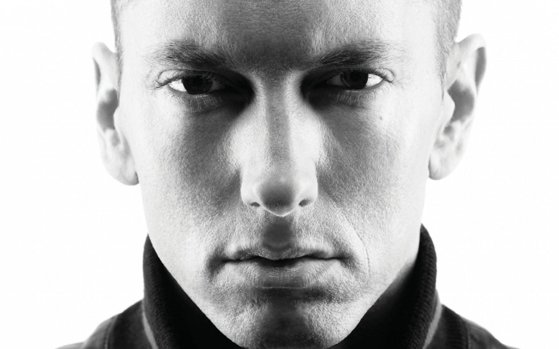 eminem gesicht foto sängerin