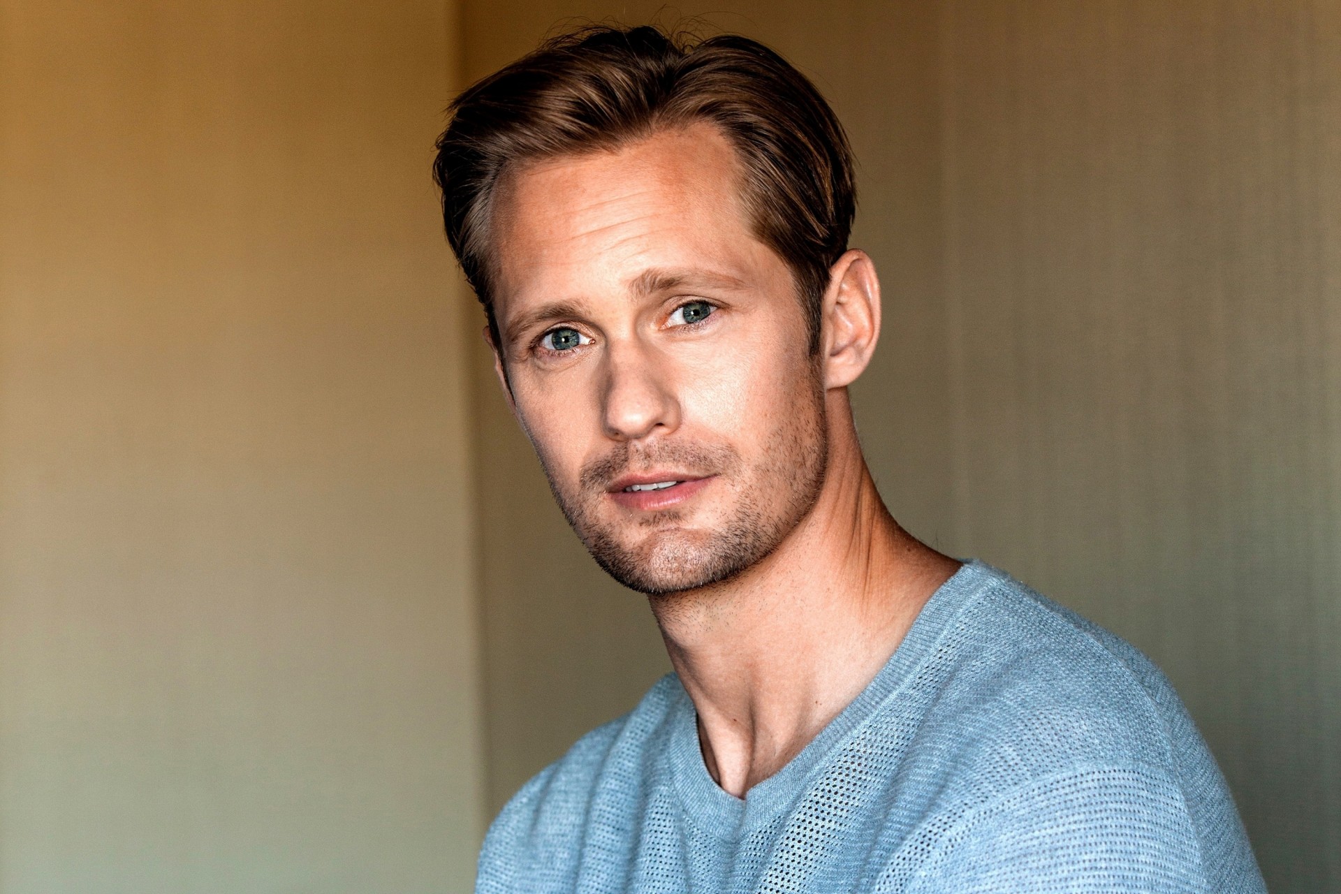 man alexander skarsgard actor