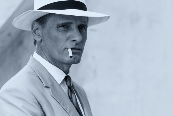 Actor Viggo Mortensen. Portrait in a hat