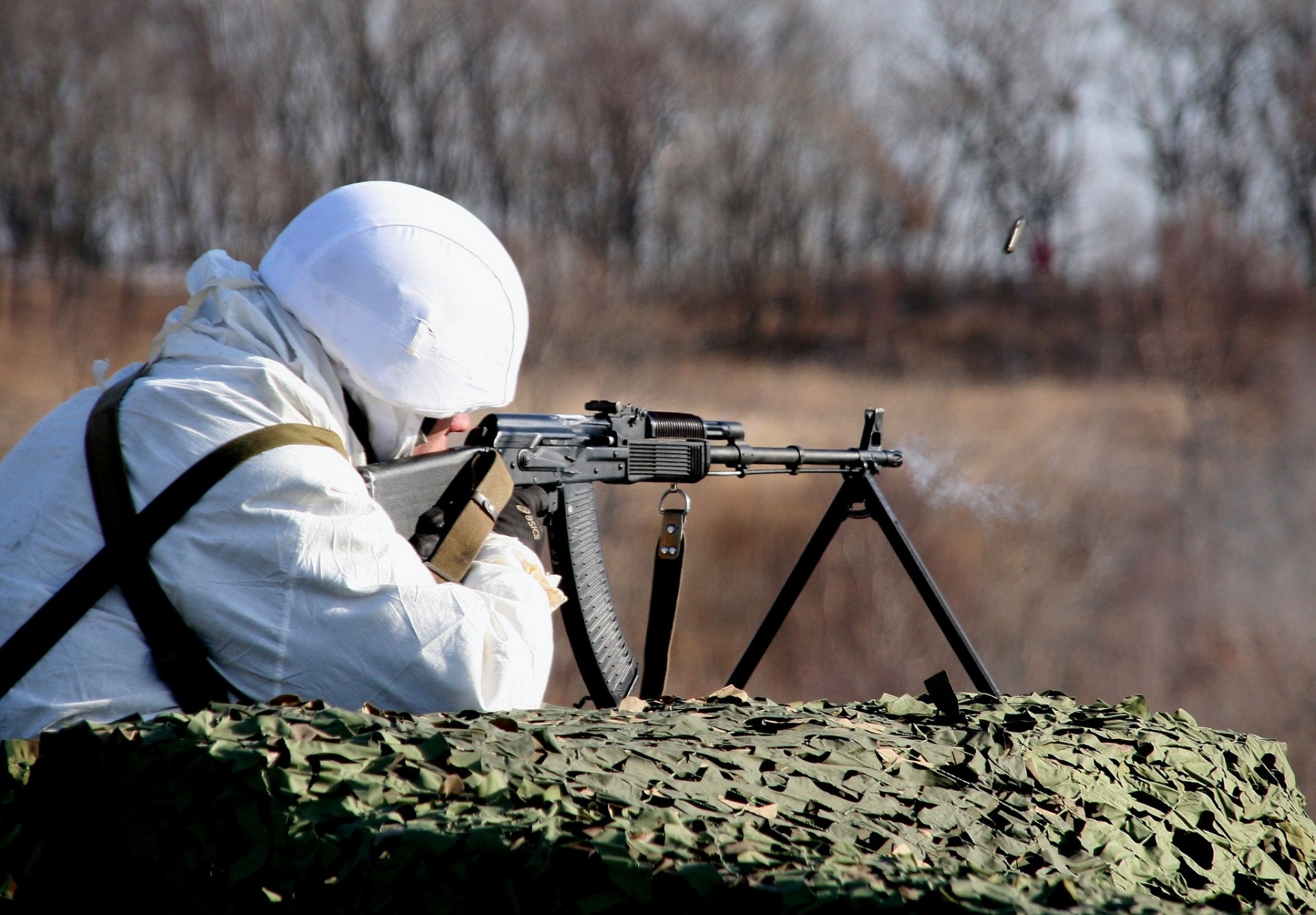 schießerei maschinengewehr waffe soldaten armee