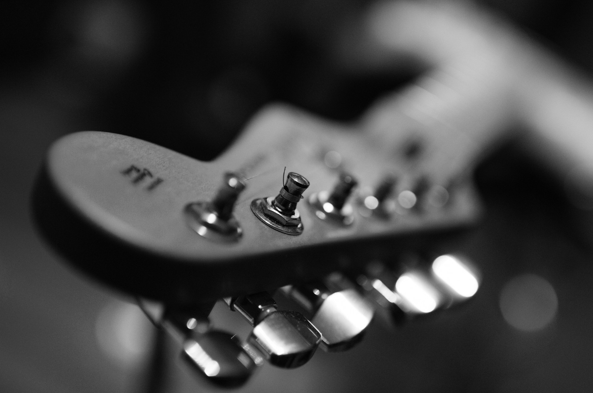 musica bianco e nero chitarra