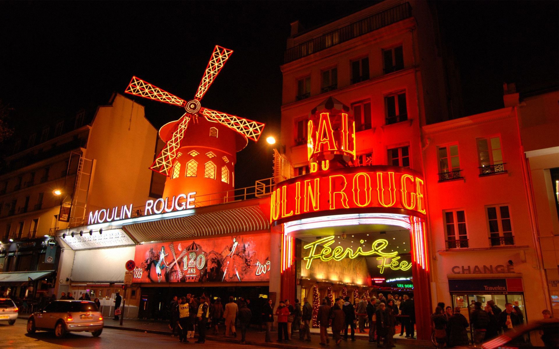 ciudad parís francia moulin rouge fr.. literalmente el molino rojo el famoso cabaret clásico en parís construido en 1889 una de las atracciones de la capital francesa