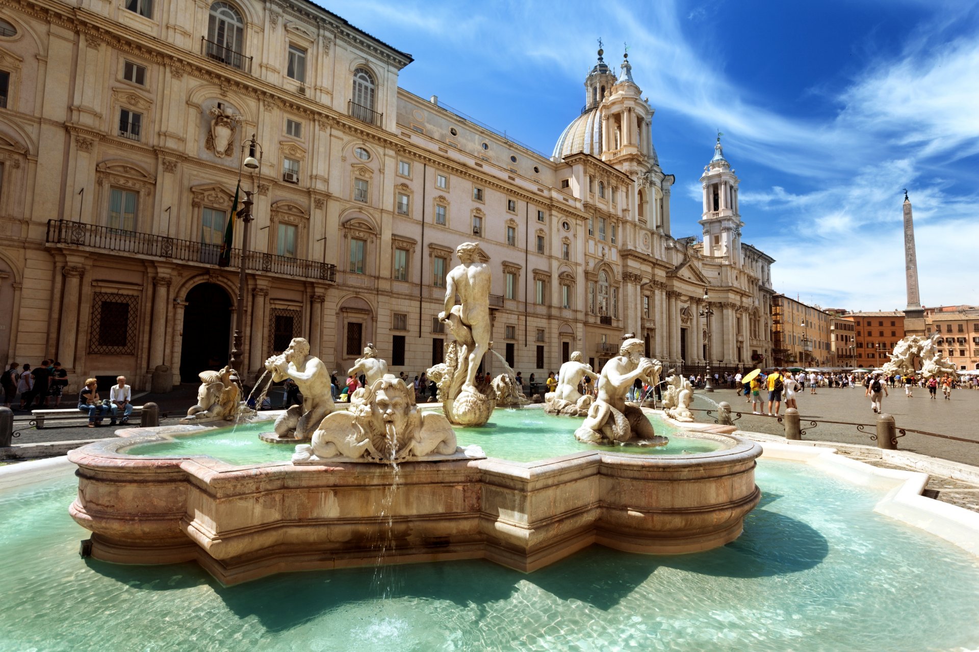 basilica di sant agnese in agone basilica di sant agnese in agone chiesa piazza navona piazza fontana del moro fontana del moro roma italia città architettura persone