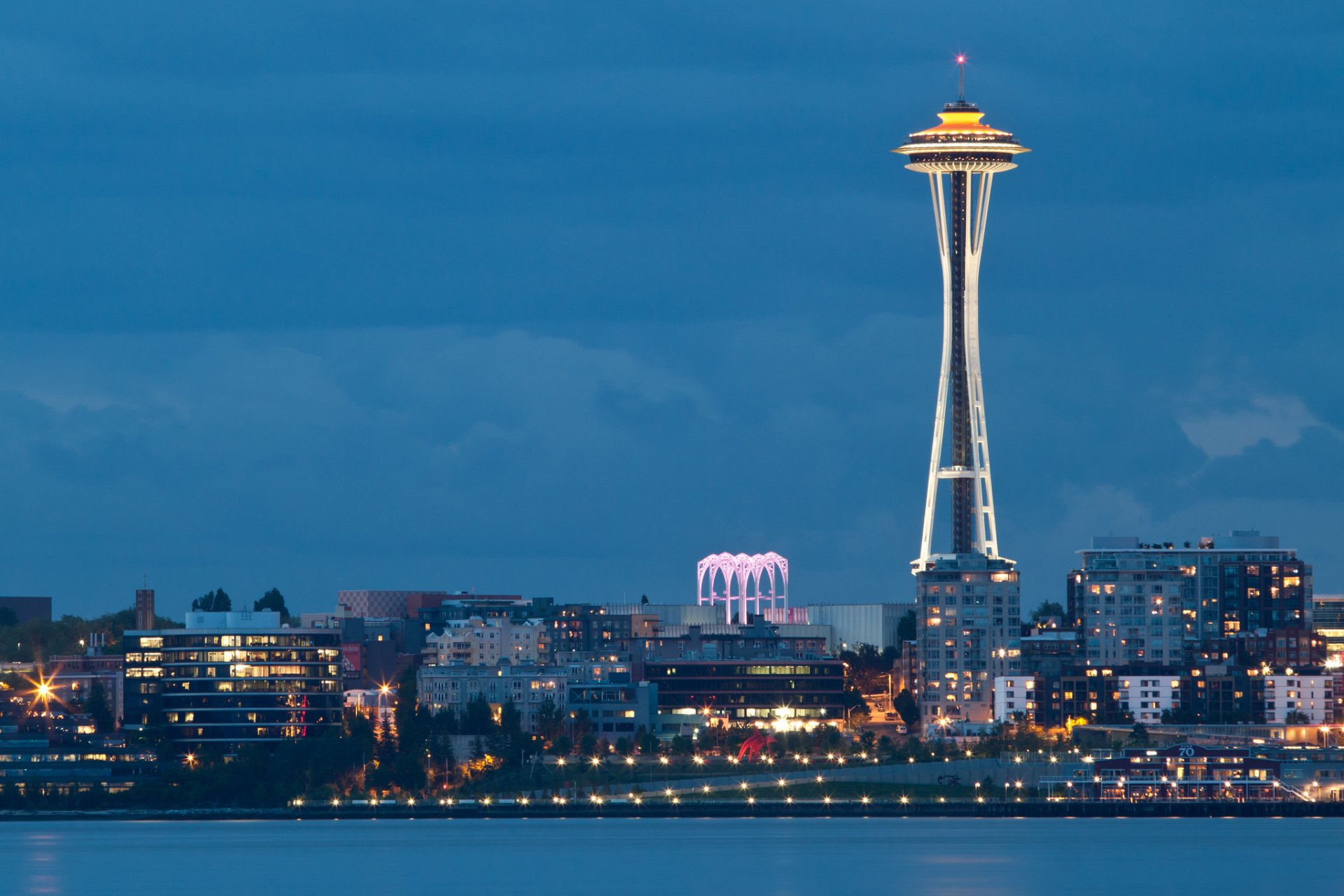 usa washington seattle space needle stadt abend lichter bucht space needle lichter bucht