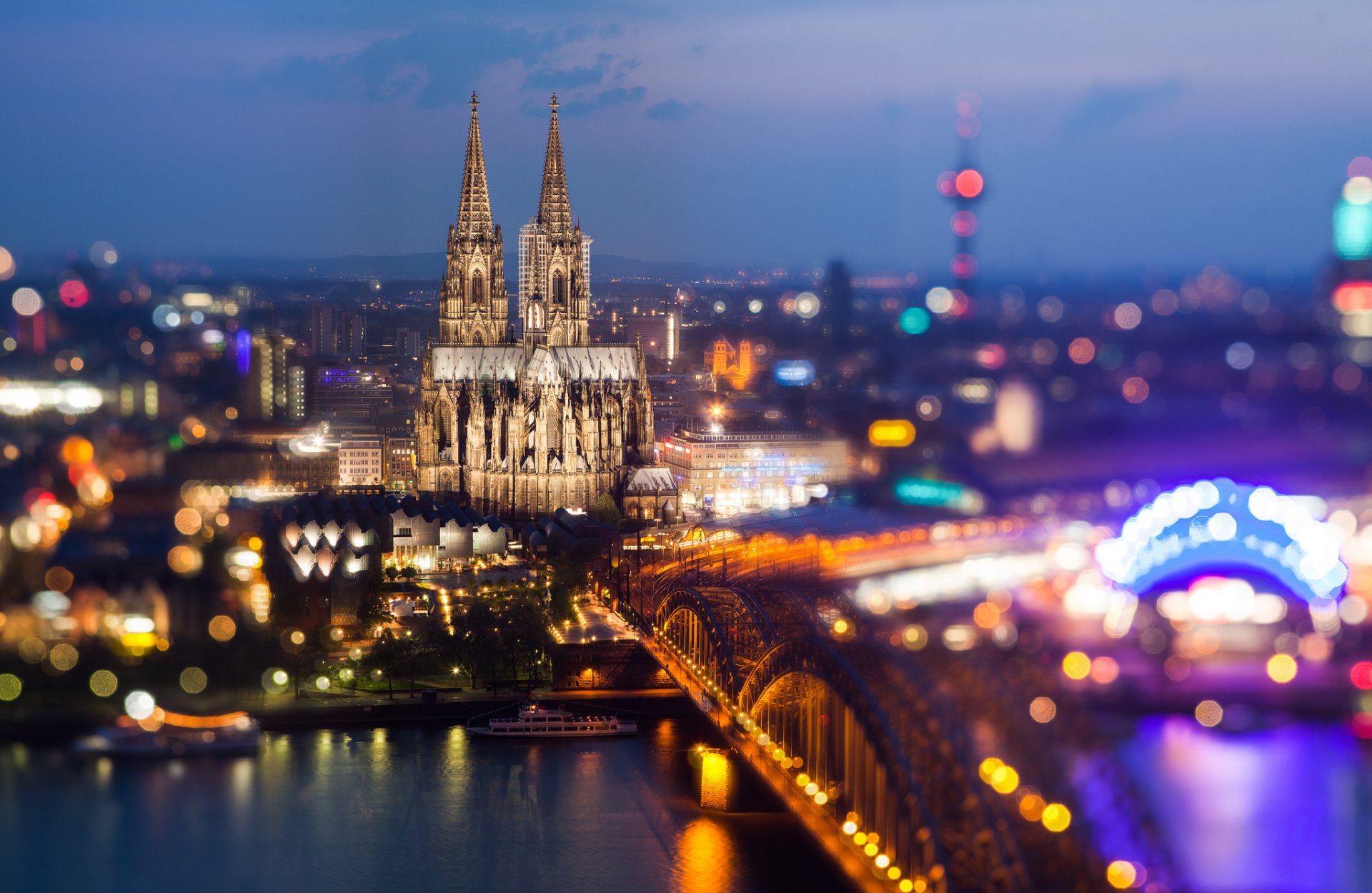 cologne köln germany deutschland cologne cathedral kölner dom church hohenzollern bridge hohenzollernbrücke bridge river rhein rhine town night lights bokeh