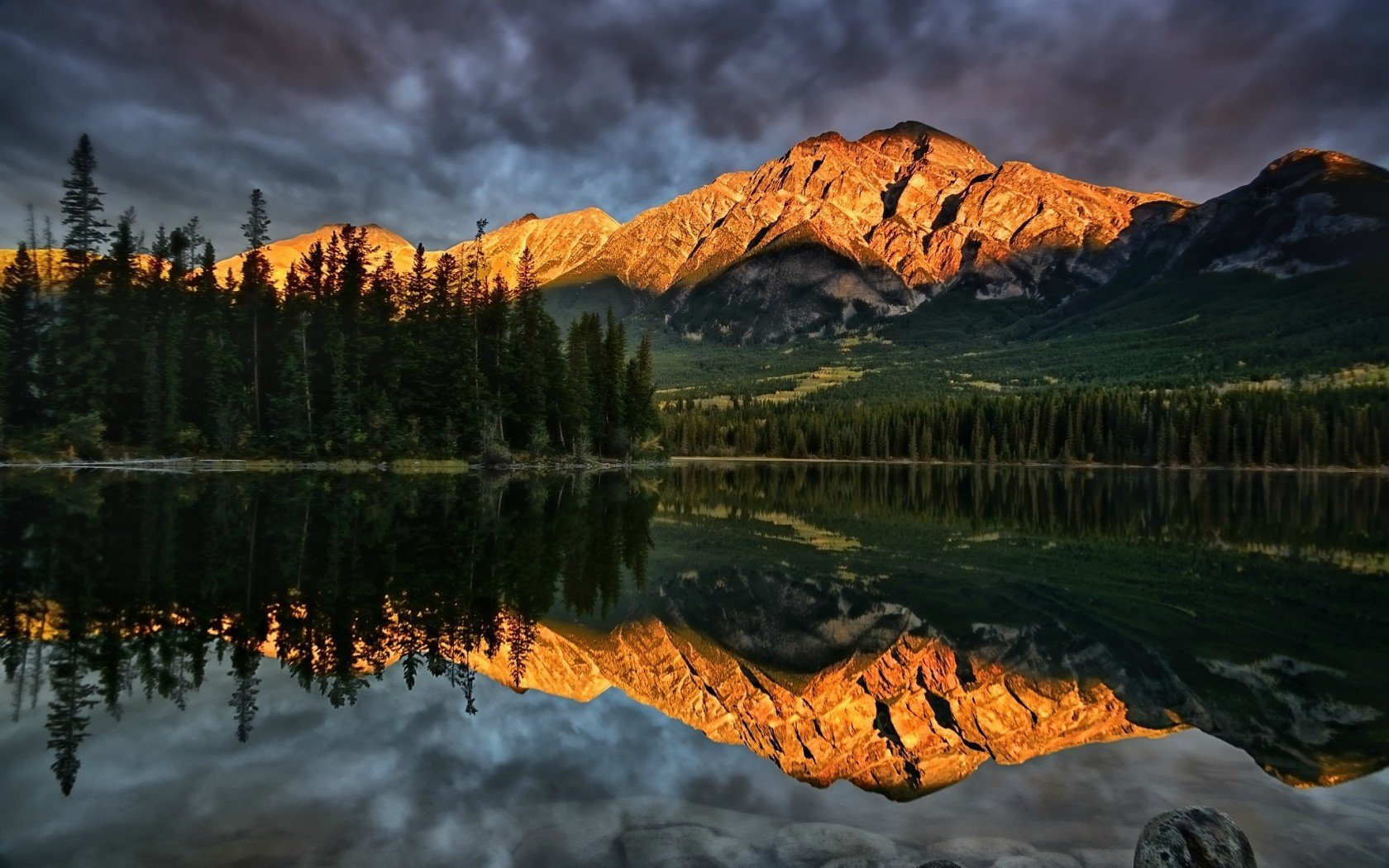 pyramid lake jasper national park canada канада alberta