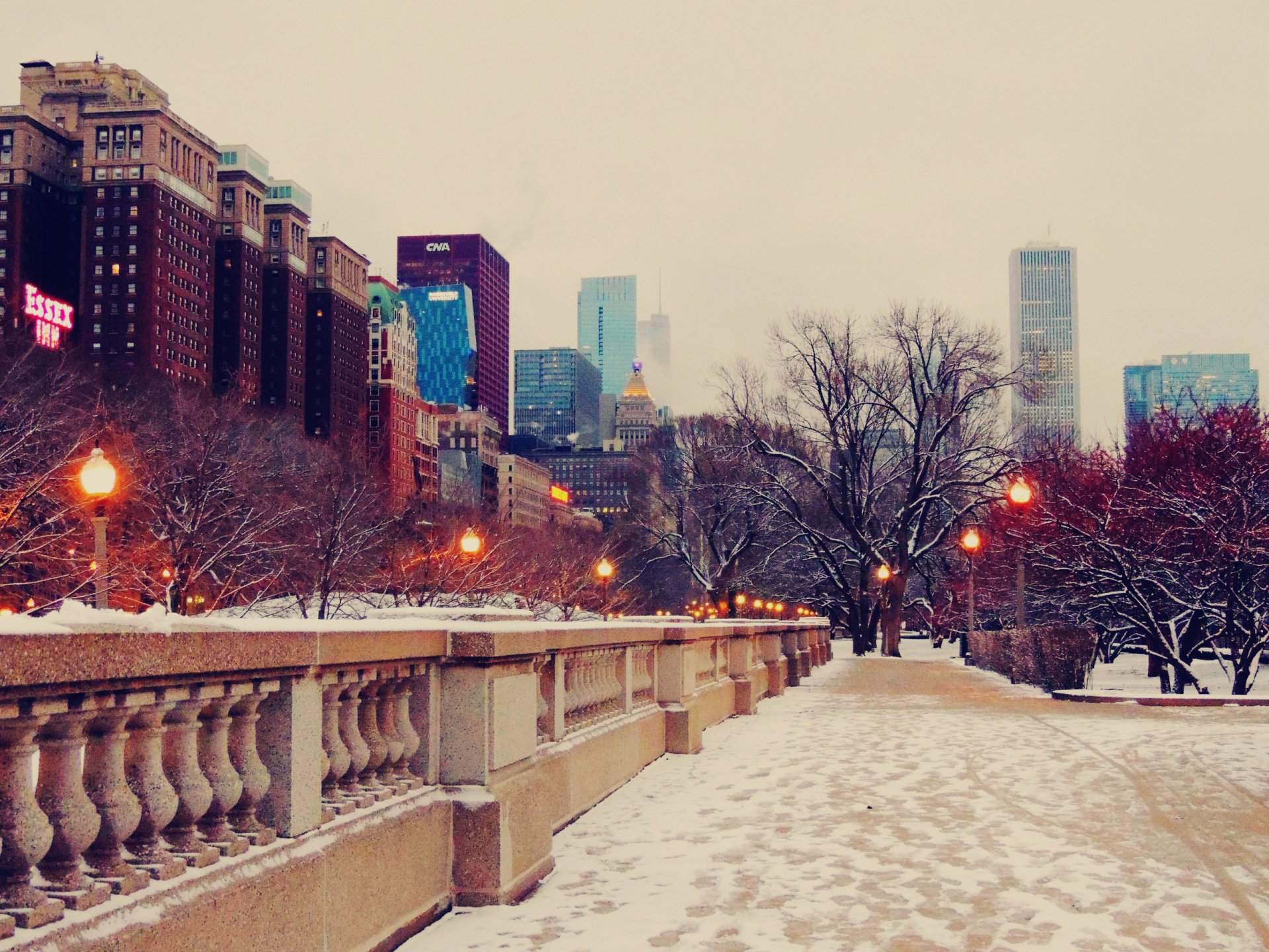 chicago rascacielos calle tratoir noche linternas nieve invierno