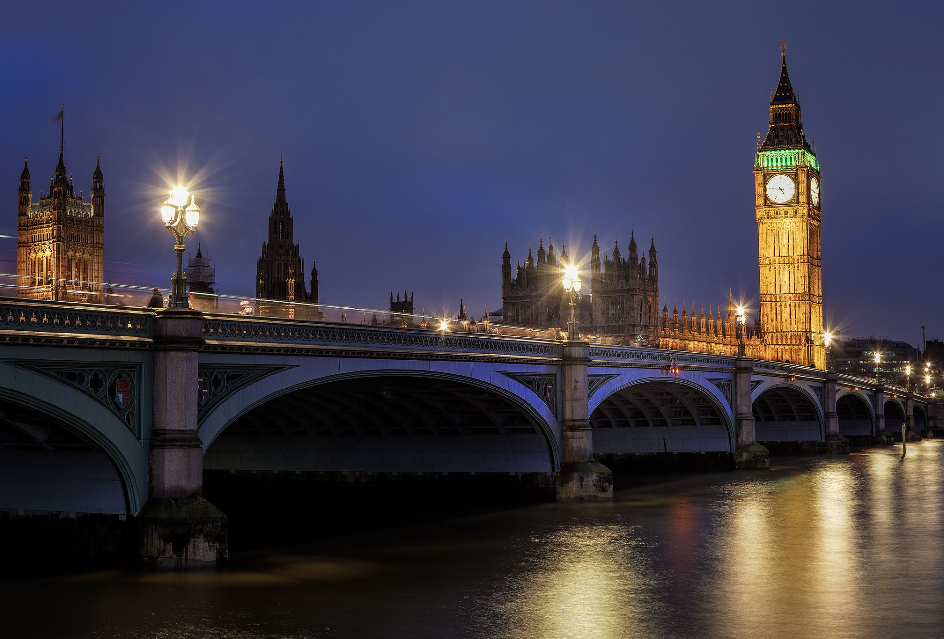 londres inglaterra reino unido big ben palacio de westminster big ben puente carretera río támesis agua reflexión iluminación linternas noche noche