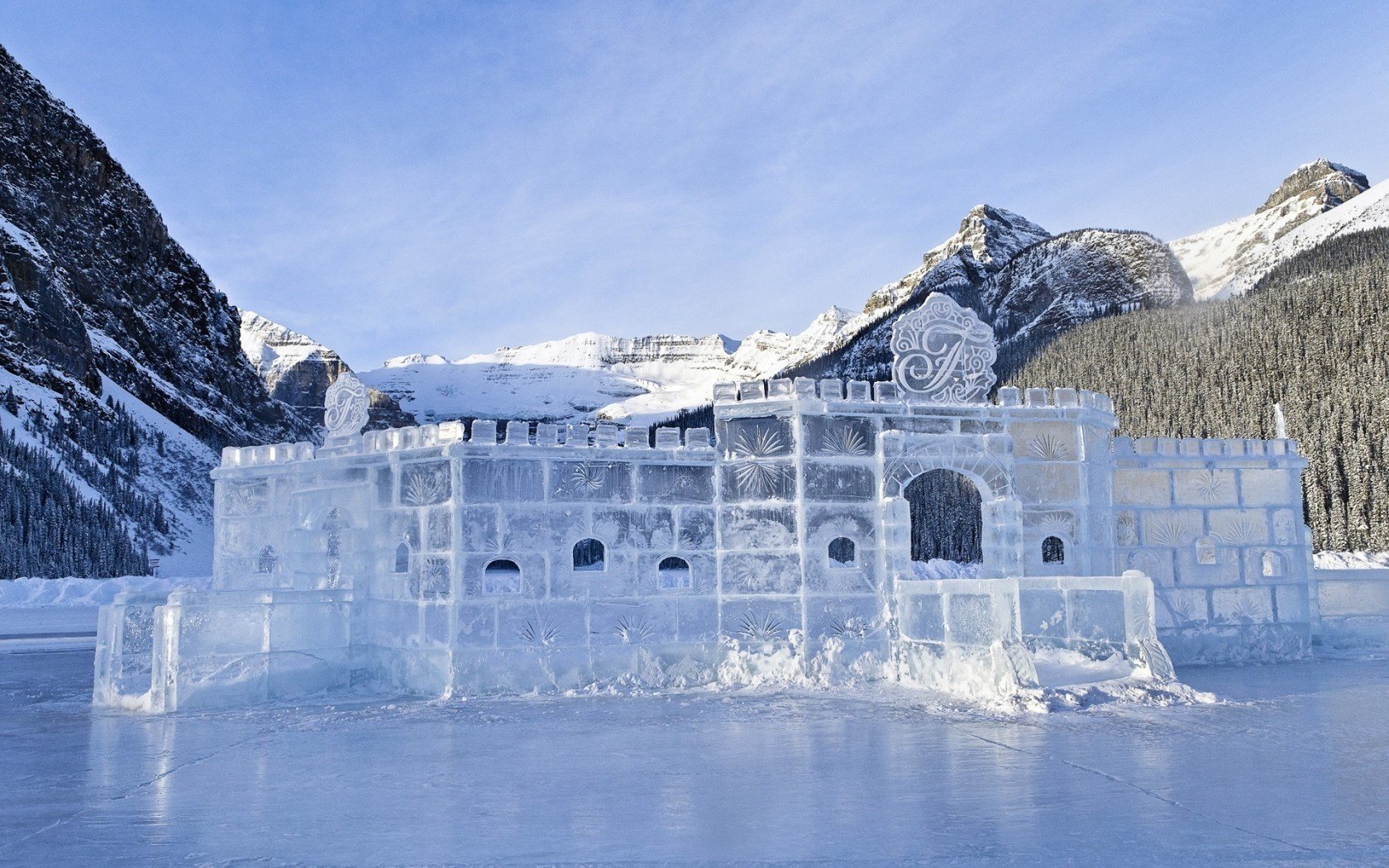 eisschloss himmel berge