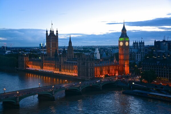 Crépuscule du soir à Londres, Royaume-Uni