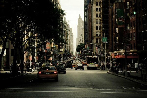 Auto e persone della città di New York