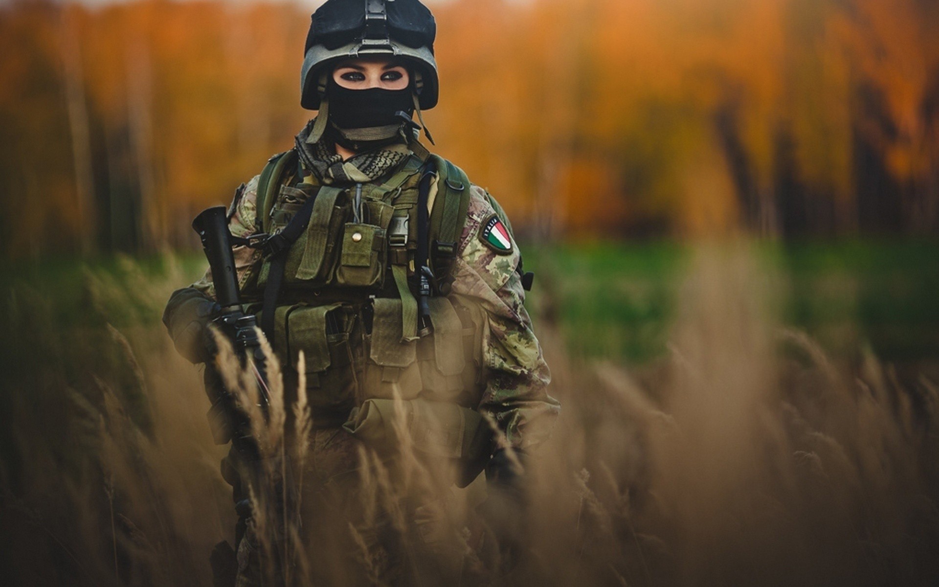 mujer fortaleza voladora italiano hierba soldados militar