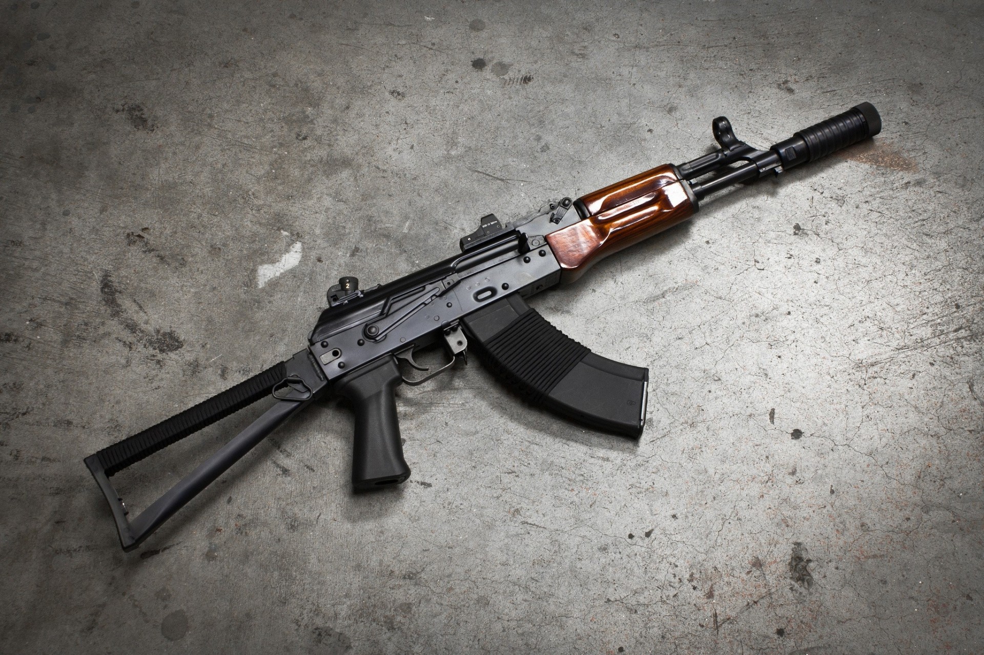 aks-74 kalashnikov machine