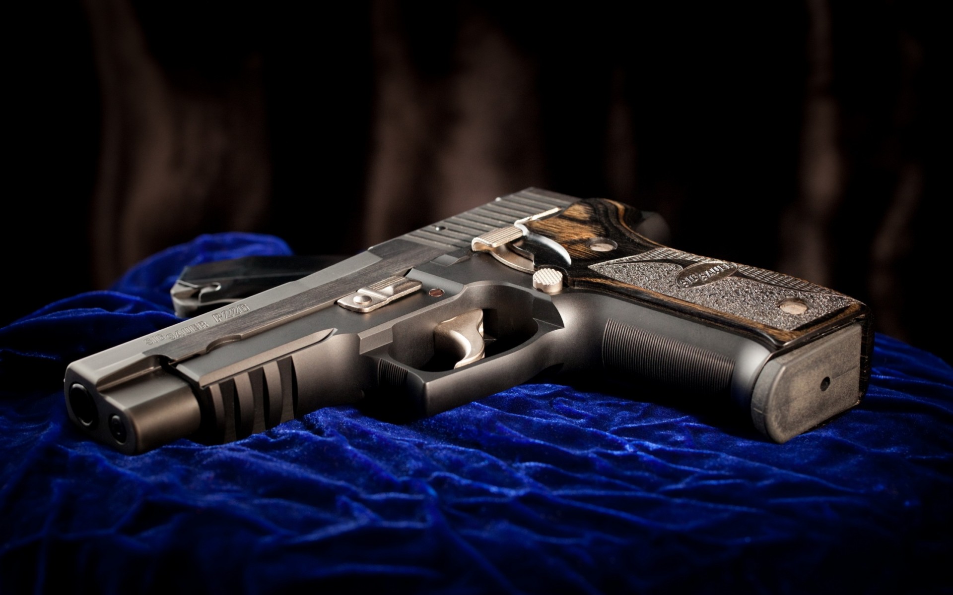 weapon year sig sauer