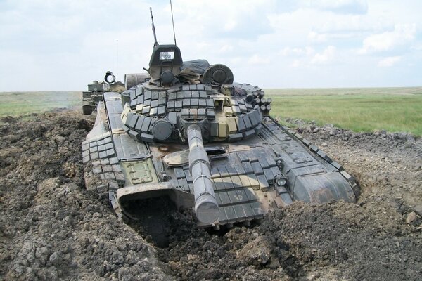 T-72 durchforstet Russlands Felder