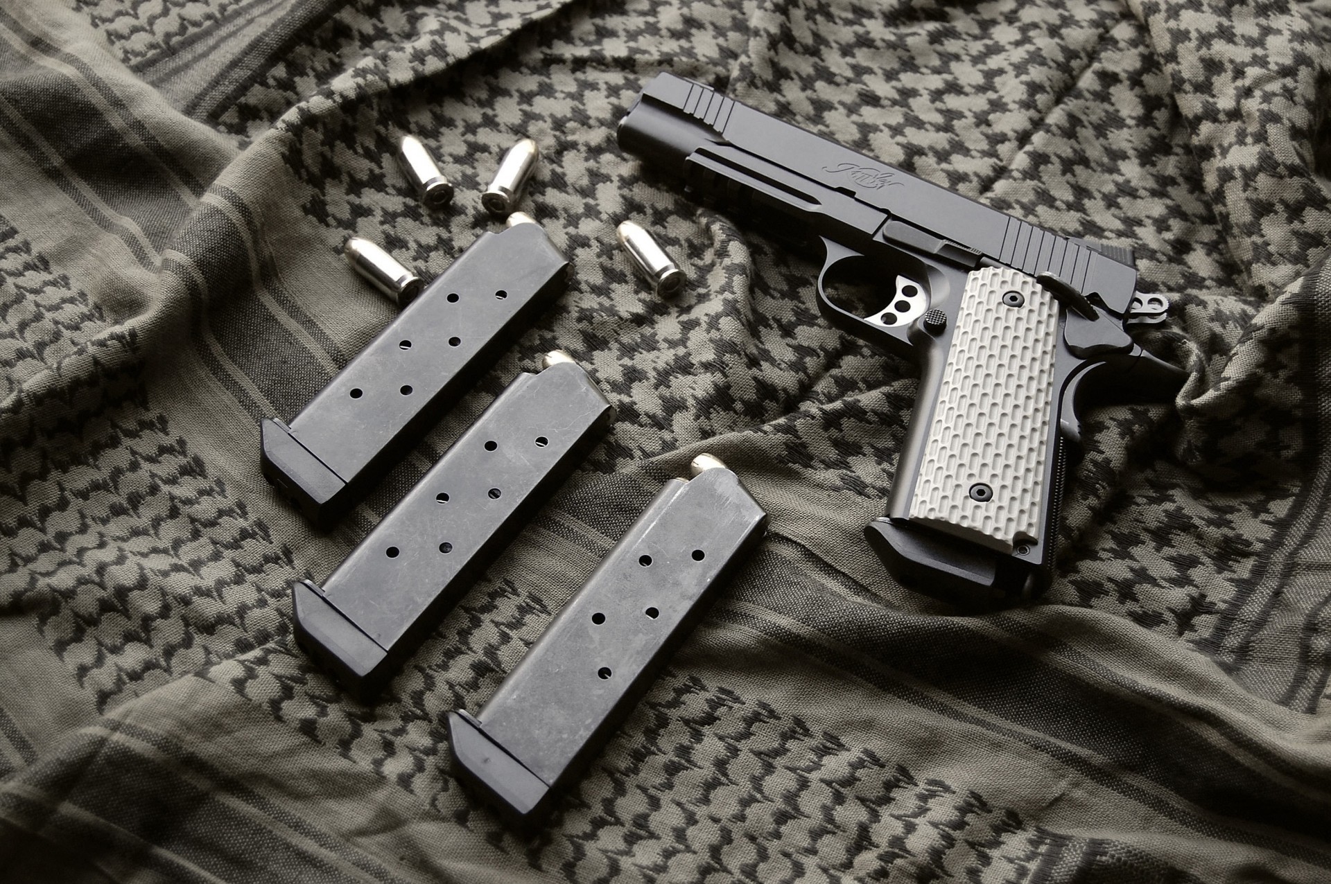 christmas weapon year 1911