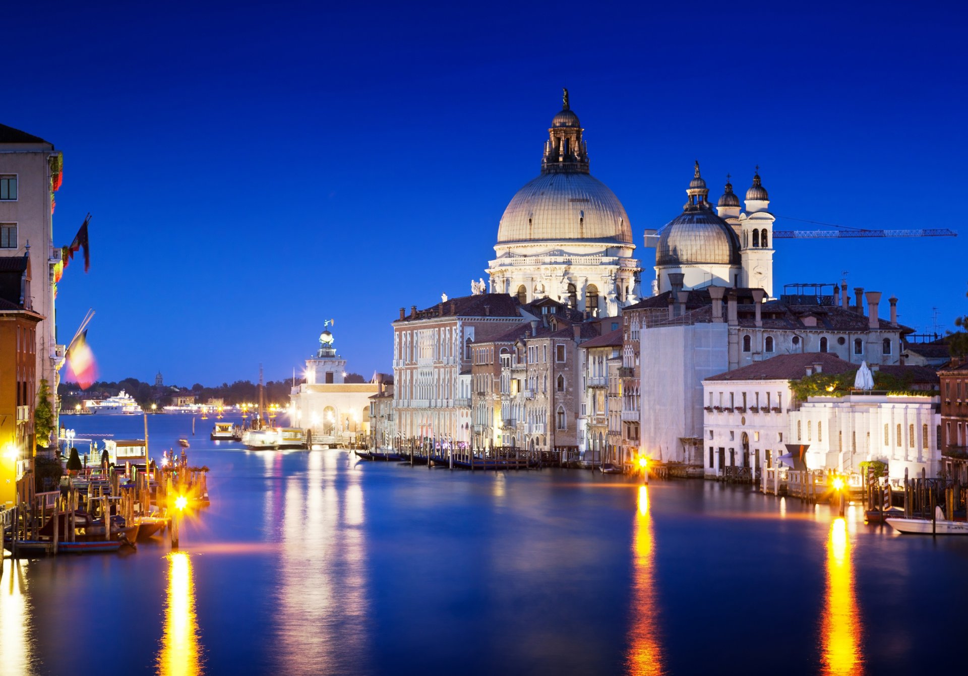 venice italy canal grande grand canal water sea reflection light night architecture house building