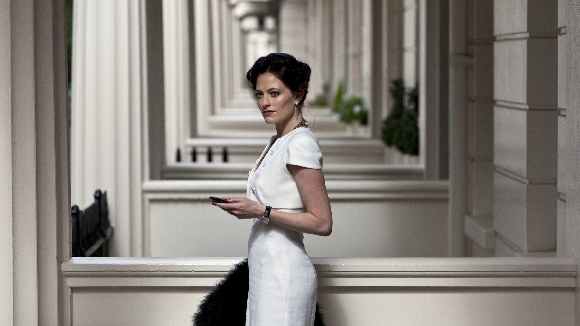 sherlock série tv sherlock bbc irene adler lara pulver lara pulver adler