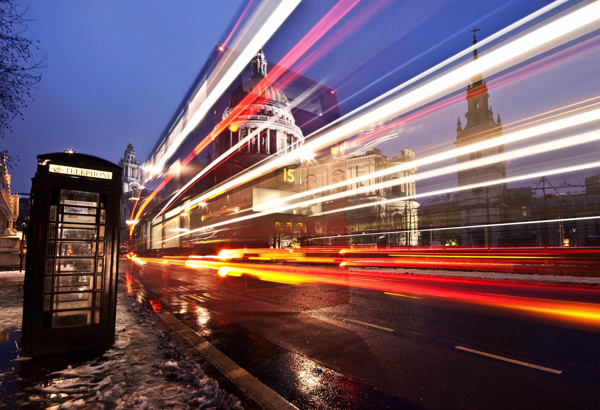 città londra pozzanghere cabina inghilterra strada via luce