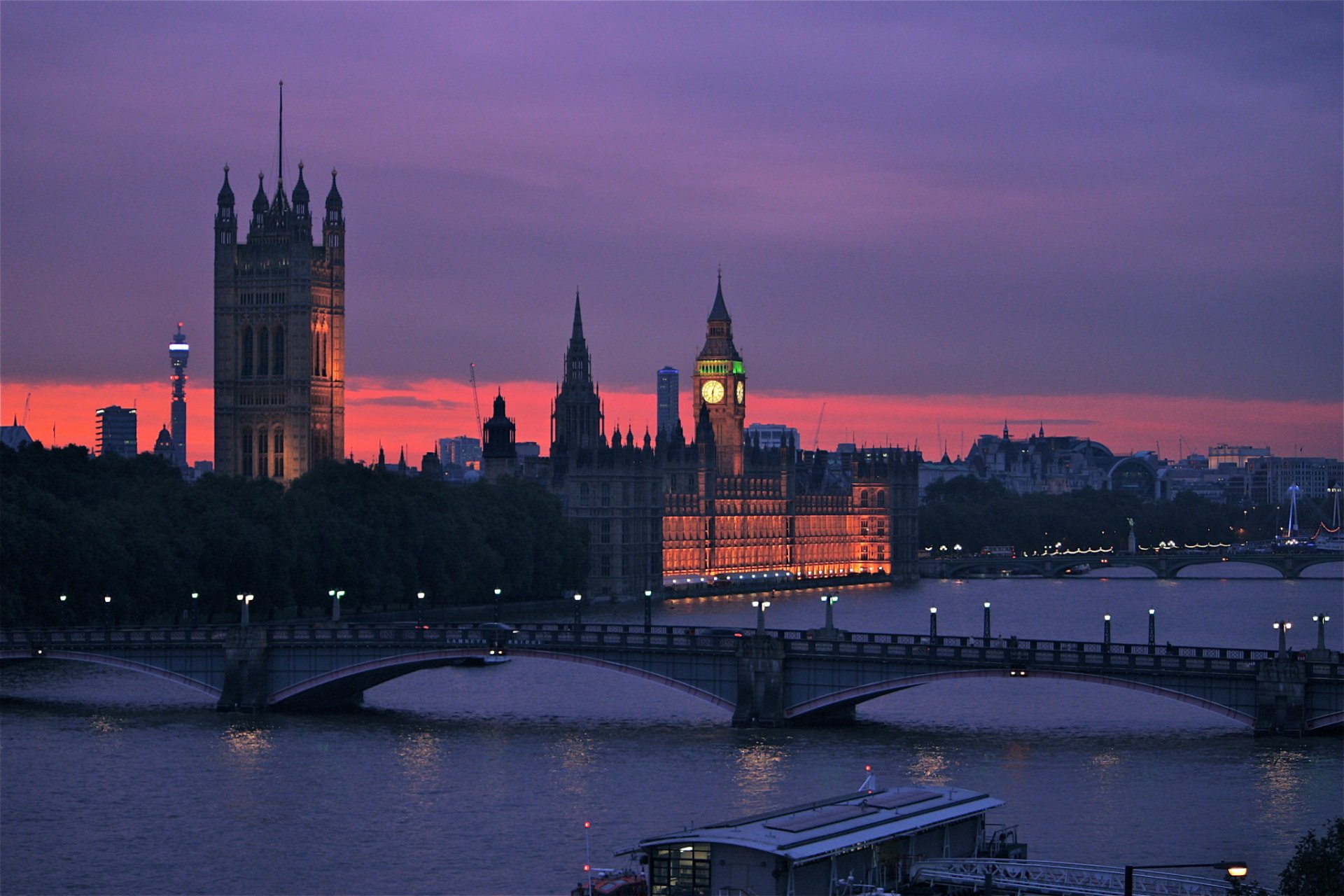 großbritannien england london hauptstadt architektur brücke fluss themse abend sonnenuntergang flieder himmel hauptstadt thame